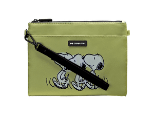 Torebka CASE&ME Peanuts Snoopy Daily Mood ze smyczą i zamkiem błyskawicznym Zielony