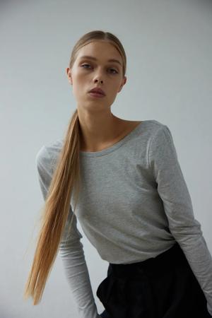 Muuv. Muuv longsleeve damski bawełniany z elastanem BACK EN ROUTE