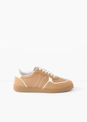 Sneakersy w stylu retro