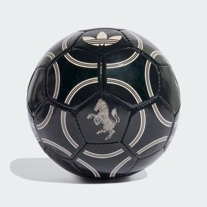 Piłka klubowa z trzeciego zestawu Juventusu