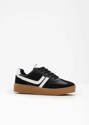 Sneakersy na platformie w stylu retro