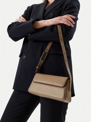 Calvin Klein Jeans Torebka Belted Small Shoulder Bag LV04K3110G Beżowy