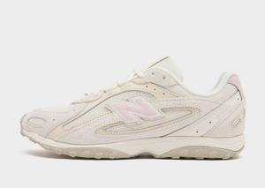 New Balance 204L