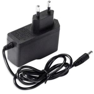 UNIWERASALNY ZASILACZ WTYCZKOWY SIECIOWY IMPULSOWY 5W 5V 1A DC 3,5/ 1,35mm