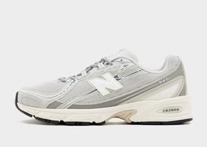 New Balance 740