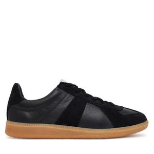 Sneakersy Novesta