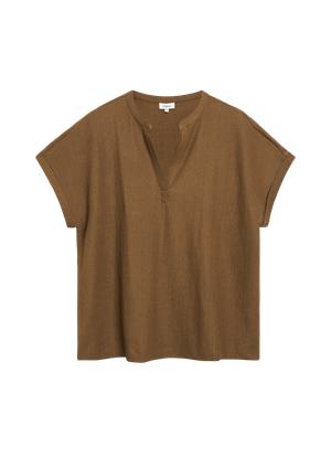 Fakturowany T-shirt