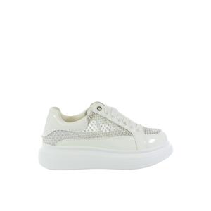 Damskie sneakersy skórzane białe z perforacją GOE TT2N4010