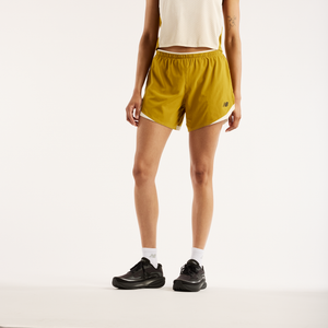 Spodenki damskie New Balance WB6194E0BIL – żółte