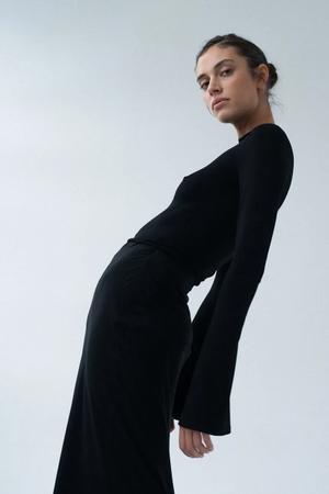 Muuv. Muuv longsleeve damski z wiskozą COPP