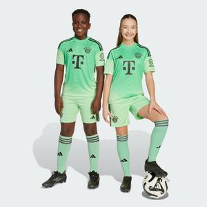 FC Bayern 25/26 Goalkeeper Shorts Kids
