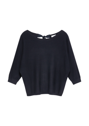 Sweter z cienkiej dzianiny z rękawami à la nietoperz i satynową tasiemką