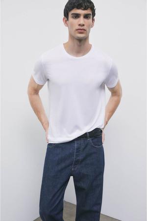 T-shirt slim z bawełny