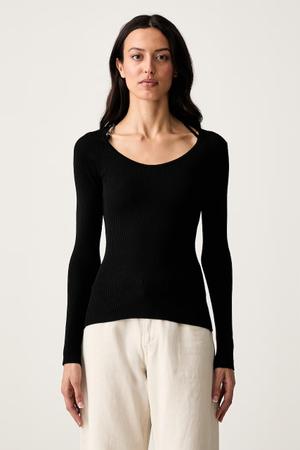 Guess sweter damski z wiskozą MEGHAN