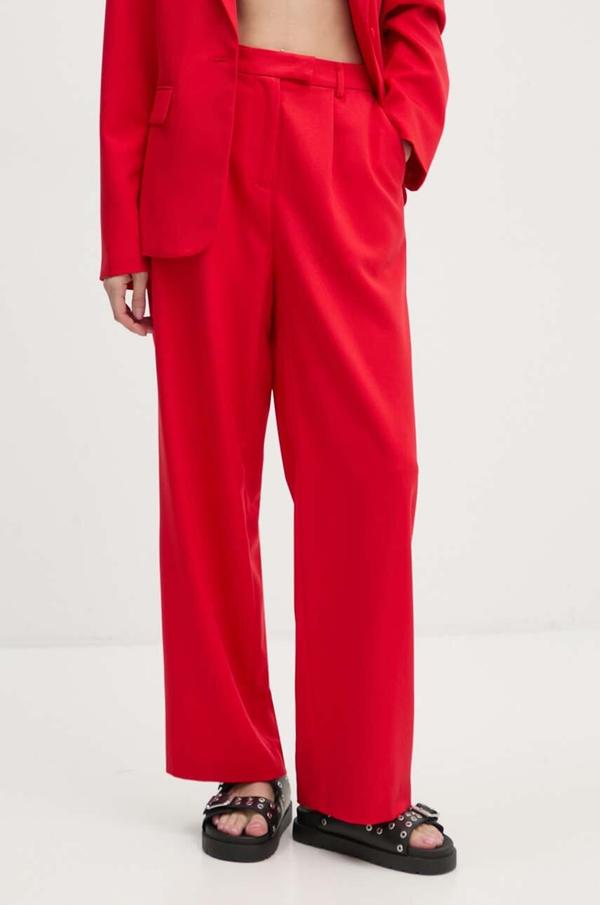 Never Fully Dressed spodnie Red Sundazed Roamance arden Trousers