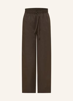 Selected Chino braun