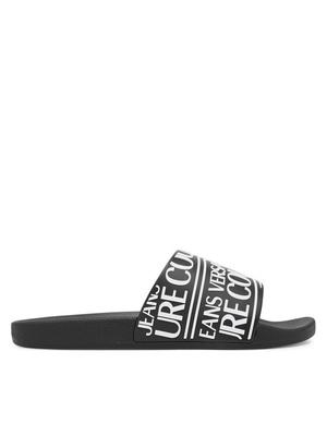 Versace Jeans Couture Klapki 79YA3SQ1 71352 899 Czarny