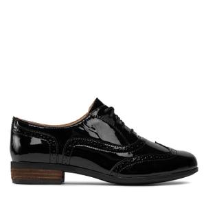 Oxfordy Clarks