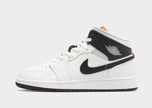Jordan Air 1 Mid Bg