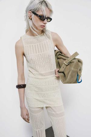 Top z bawełnianego crochet