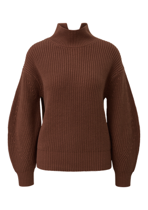 Sweter z grubej dzianiny ze stójką