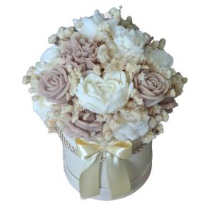 Flower Box Wieczny Bukiet Kwiaty Wosk Sojowy Prezent Urodziny Ślub Beż