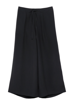 Culottes wykonane z lekko teksturowanej mieszanki wiskozy